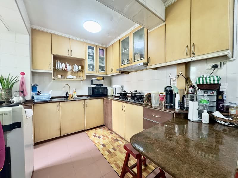 14 Ghim Moh Road, 14 Ghim Moh Road, 3 Bedrooms, 119 sqft, HDB Flat For Sale, by Farah Zack, 500147512 - Kitchen - PropertyGuru.com.sg