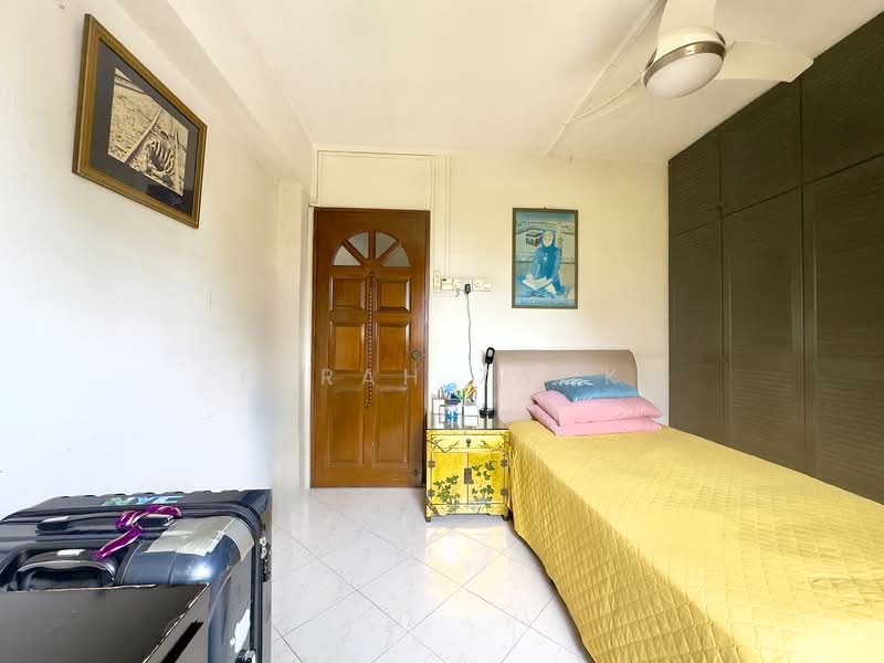 14 Ghim Moh Road, 14 Ghim Moh Road, 3 Bedrooms, 119 sqft, HDB Flat For Sale, by Farah Zack, 500147512 - Bedroom - PropertyGuru.com.sg