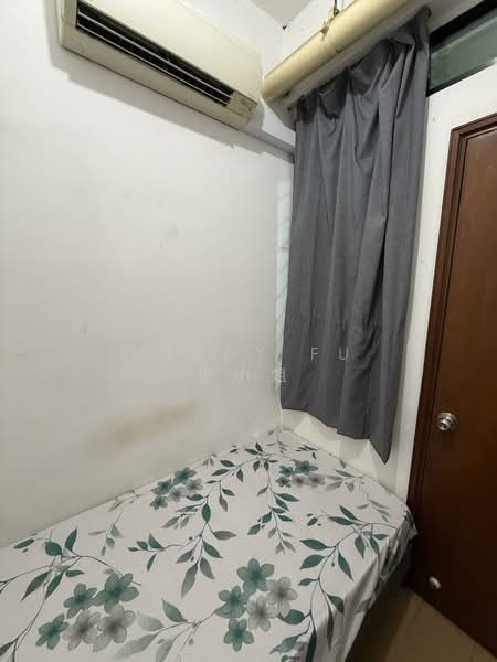 Cheap Bedroom @ Lorong Chuan MRT, , Room Rental, 60 sqft, Condominium For Rent, by Cindy Fu 付小姐, 500147514 - Bedroom - PropertyGuru.com.sg