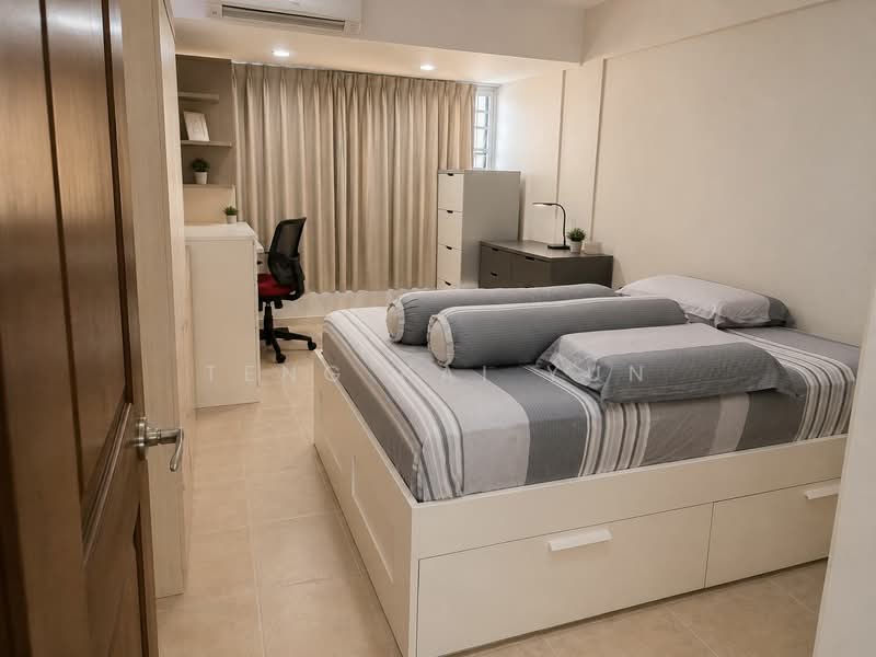 412 Commonwealth Avenue West, 412 Commonwealth Avenue West, 3 Bedrooms, 1,044 sqft, HDB Flat For Sale, by Teng Kai Yun, 500147519 - Bedroom - PropertyGuru.com.sg