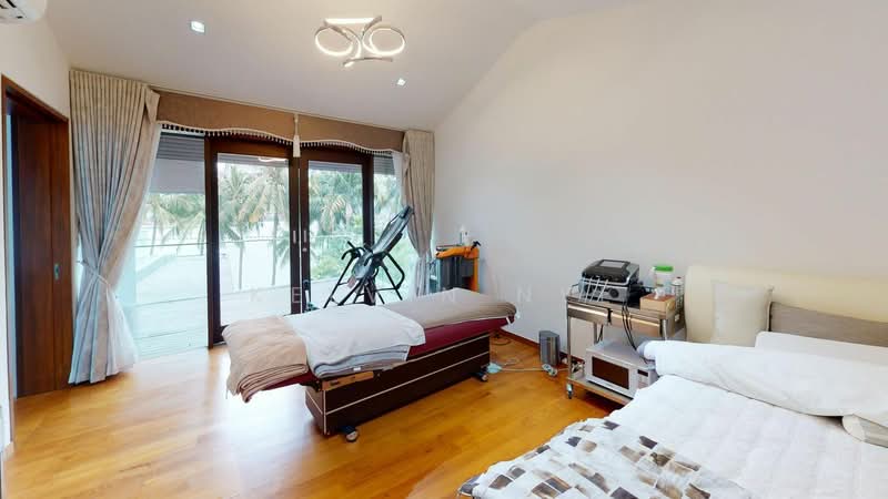 CHEAP!! Modern 7 BR Sentosa Cove Bungalow, , 7 Bedrooms, 11,200 sqft, Bungalow House For Sale, by Kelvin Nye, 500147520 - Bedroom - PropertyGuru.com.sg
