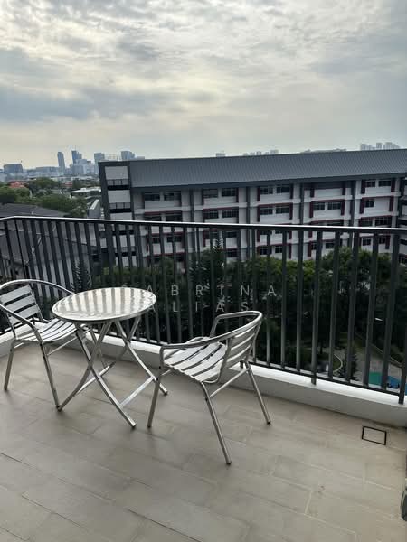 The Trilinq, 28A Jalan Lempeng, 3 Bedrooms, 936 sqft, Condominium For Rent, by Sabrina Alias, 500147537 - Balcony - PropertyGuru.com.sg