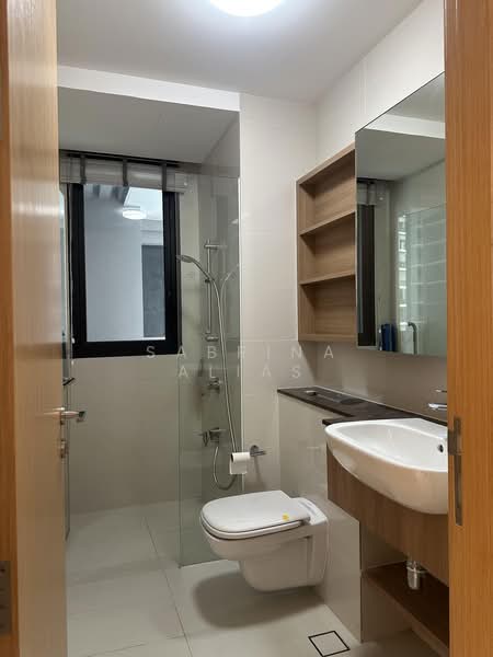 The Trilinq, 28A Jalan Lempeng, 3 Bedrooms, 936 sqft, Condominium For Rent, by Sabrina Alias, 500147537 - Bathroom - PropertyGuru.com.sg