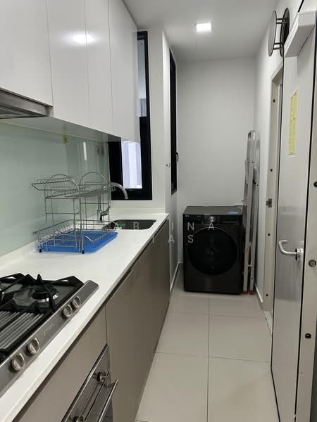The Trilinq, 28A Jalan Lempeng, 3 Bedrooms, 936 sqft, Condominium For Rent, by Sabrina Alias, 500147537 - Kitchen - PropertyGuru.com.sg