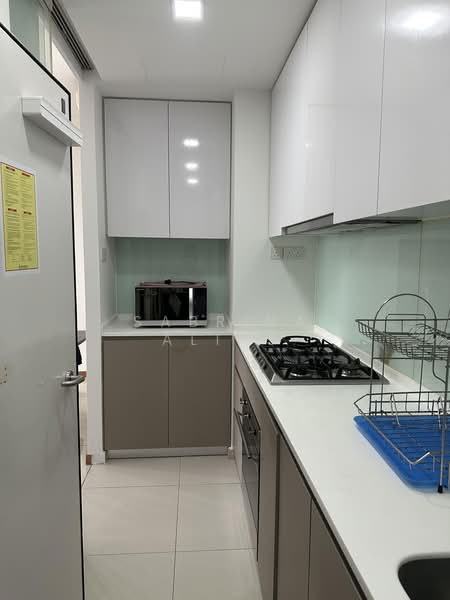 The Trilinq, 28A Jalan Lempeng, 3 Bedrooms, 936 sqft, Condominium For Rent, by Sabrina Alias, 500147537 - Kitchen - PropertyGuru.com.sg