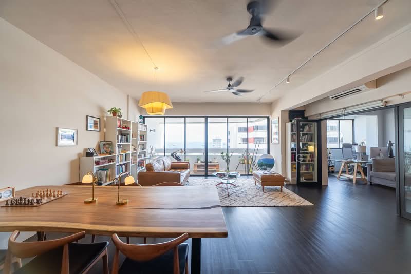 Ocean Park, 526 East Coast Road, 3 Bedrooms, 2,110 sqft, Condominium For Rent, by Alerie Huang, 500147545 - Living Room - PropertyGuru.com.sg