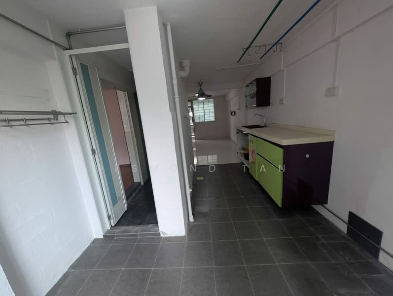12 Taman Ho Swee, 12 Taman Ho Swee, 2 Bedrooms, 580 sqft, HDB Flat For Sale, by Desmond Tan, 500147550 - Kitchen - PropertyGuru.com.sg