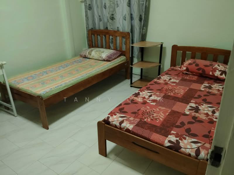 172 Ang Mo Kio Avenue 4, 172 Ang Mo Kio Avenue 4, Room Rental, 100 sqft, HDB Flat For Rent, by Tanny Quek, 500147551 - Bedroom - PropertyGuru.com.sg