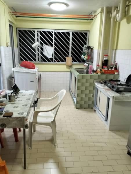 172 Ang Mo Kio Avenue 4, 172 Ang Mo Kio Avenue 4, Room Rental, 100 sqft, HDB Flat For Rent, by Tanny Quek, 500147551 - Kitchen - PropertyGuru.com.sg