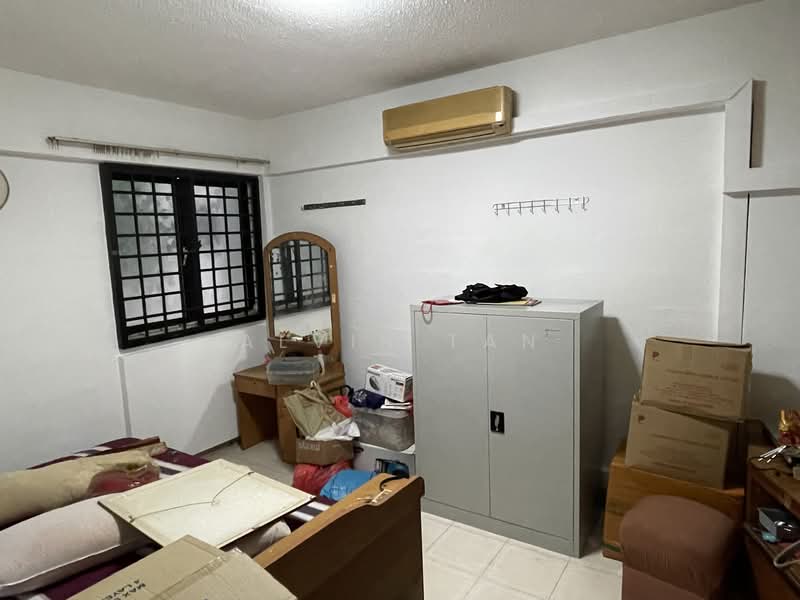 223 Serangoon Avenue 4, 223 Serangoon Avenue 4, 2 Bedrooms, 721 sqft, HDB Flat For Sale, by Alvin Tan, 500147569 - Bedroom - PropertyGuru.com.sg