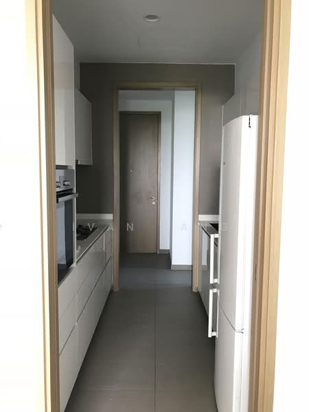 Skyline Residences, 610 Telok Blangah Road, 3 Bedrooms, 1,292 sqft, Condominium For Rent, by Ivan Kang, 500147577 - Kitchen - PropertyGuru.com.sg