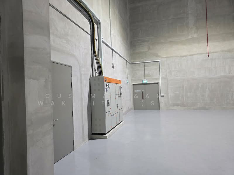 Rare! Ground Floor Industrial Units in Jurong, Boon Lay / Jurong / Tuas, 90,000 sqft, Factory / Workshop (B2) For Rent, by ERIC TAN, 500147578 - Interior - CommercialGuru.com.sg