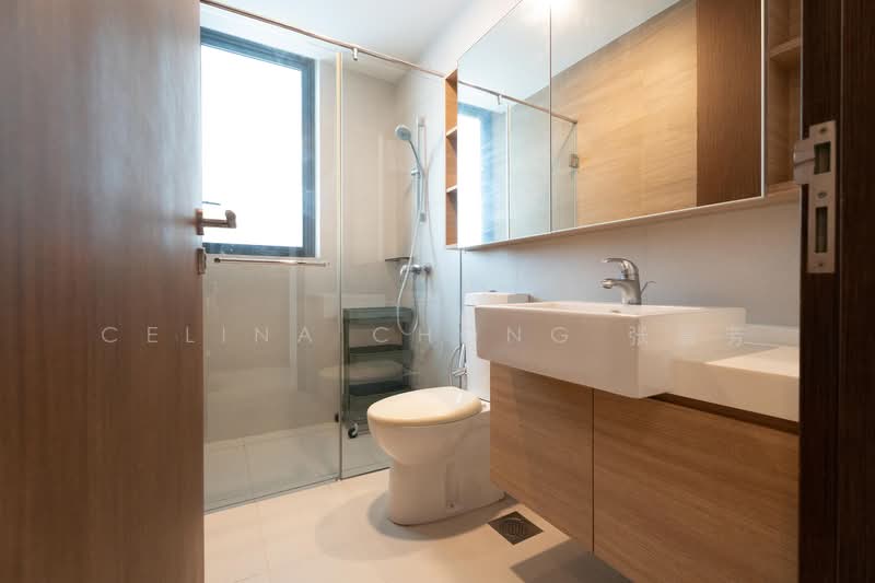 Foresque Residences, 107 Petir Road, 3 Bedrooms, 1,238 sqft, Condominium For Sale, by Celina Chong 张慧芳, 500147581 - Bathroom - PropertyGuru.com.sg