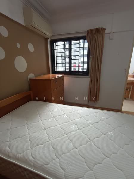321 Ang Mo Kio Avenue 1, 321 Ang Mo Kio Avenue 1, Room Rental, 300 sqft, HDB Flat For Rent, by Alan Huy, 500147592 - Bedroom - PropertyGuru.com.sg