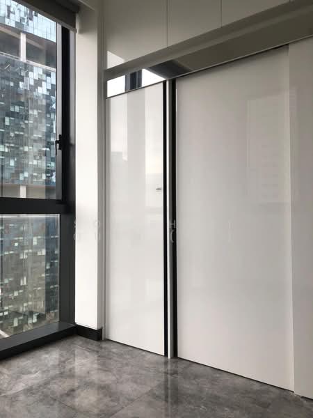Midtown Bay, 122 Beach Road, 2 Bedrooms, 732 sqft, Condominium For Sale, by Soh Shuai Quan (SQ), 500147593 - Interior - PropertyGuru.com.sg