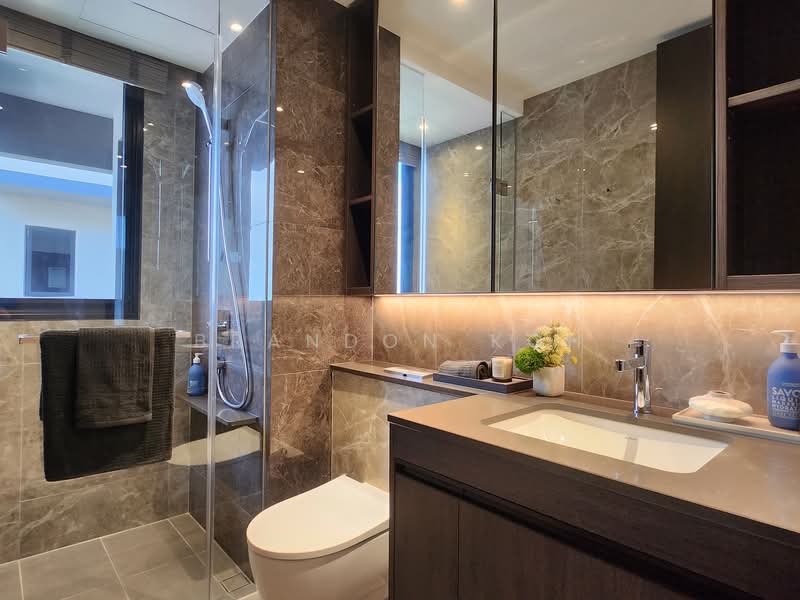 Tembusu Grand, 94 Jalan Tembusu, 5 Bedrooms, 2,691 sqft, Condominium For Sale, by Brandon Koh, 500147598 - Common Bathroom - PropertyGuru.com.sg