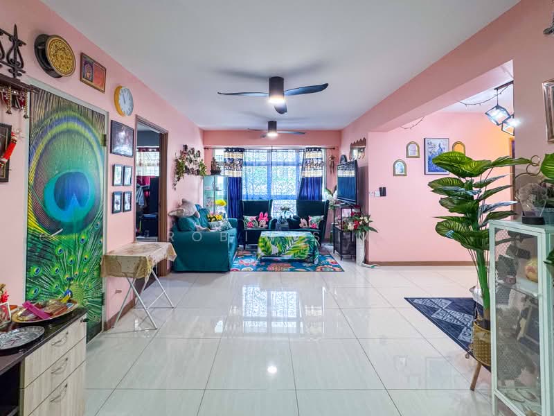 409C Northshore Drive, 409C Northshore Drive, Hougang / Punggol / Sengkang, 3 Bedrooms, 1,012 sqft, HDB Flat For Sale, by Robin Sim, 500147612 - Living Room - PropertyGuru.com.sg