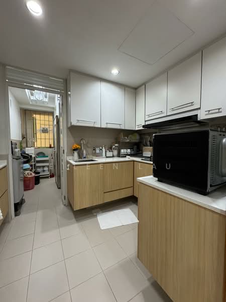 Ris Grandeur, 21 Elias Road, 3 Bedrooms, 1,292 sqft, Condominium For Rent, by Eileen Lau, 500147619 - Kitchen - PropertyGuru.com.sg