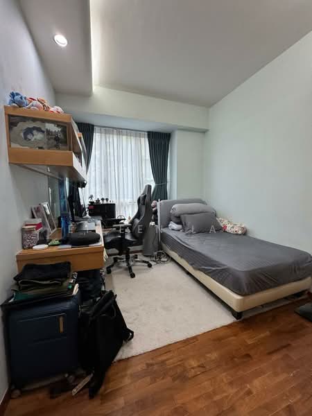 Ris Grandeur, 21 Elias Road, 3 Bedrooms, 1,292 sqft, Condominium For Rent, by Eileen Lau, 500147619 - Bedroom - PropertyGuru.com.sg