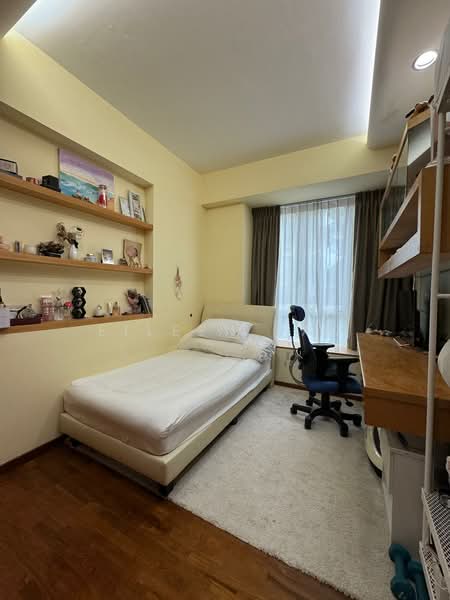 Ris Grandeur, 21 Elias Road, 3 Bedrooms, 1,292 sqft, Condominium For Rent, by Eileen Lau, 500147619 - Bedroom - PropertyGuru.com.sg