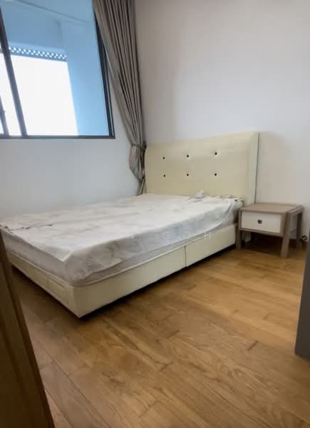 City Gate, 371 Beach Road, 2 Bedrooms, 560 sqft, Condominium For Rent, by Ken Goh, 500147628 - Master Bedroom - PropertyGuru.com.sg