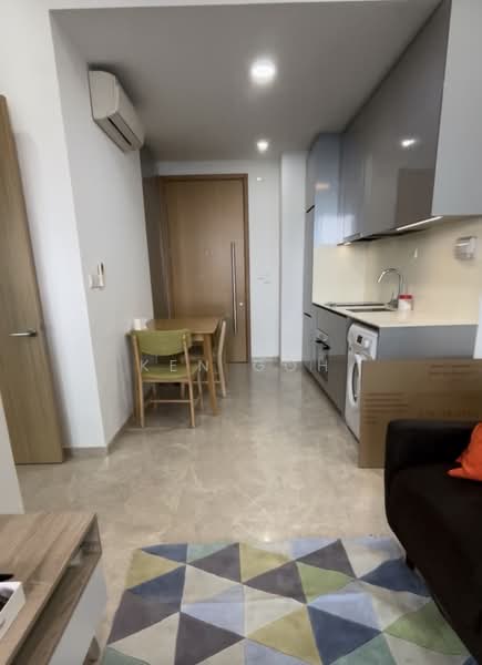 City Gate, 371 Beach Road, 2 Bedrooms, 560 sqft, Condominium For Rent, by Ken Goh, 500147628 - Kitchen and dining rooms - PropertyGuru.com.sg