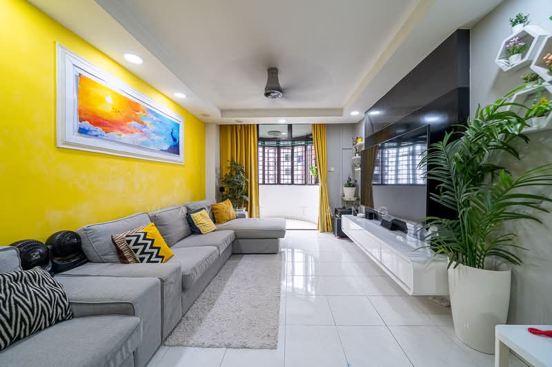 339A Sembawang Close, 339A Sembawang Close, 4 Bedrooms, 1,195 sqft, HDB Flat For Sale, by Wayne Tang, 500147631 - Living Room - PropertyGuru.com.sg