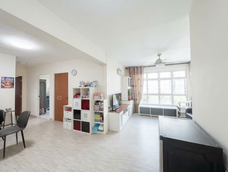803C Keat Hong Close, 803C Keat Hong Close, 3 Bedrooms, 1,001 sqft, HDB Flat For Sale, by Josephine Koh, 500147642 - Living Room - PropertyGuru.com.sg