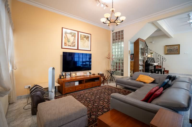 Brighton Crescent, Brighton Crescent, 5 Bedrooms, 4,000 sqft, Semi-Detached House For Sale, by Nelson Lim, 500147647 - Living Room - PropertyGuru.com.sg