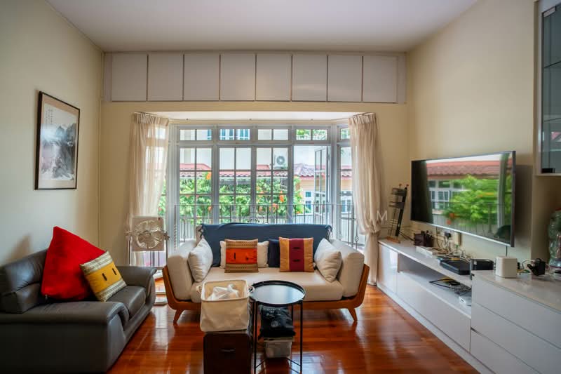 Brighton Crescent, Brighton Crescent, 5 Bedrooms, 4,000 sqft, Semi-Detached House For Sale, by Nelson Lim, 500147647 - Family Hall - PropertyGuru.com.sg
