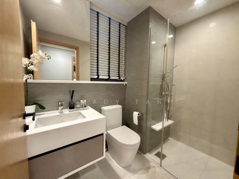 H2O Residences, 32 Fernvale Link, 3 Bedrooms, 1,130 sqft, Condominium For Sale, by Shady Tan, 500147648 - Bathroom - PropertyGuru.com.sg