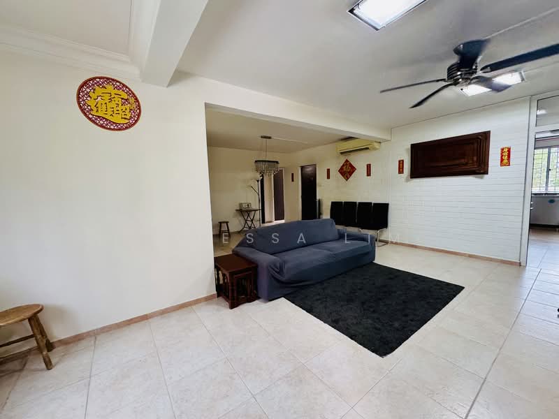 221 Simei Street 4, 221 Simei Street 4, 4 Bedrooms, 1,313 sqft, HDB Flat For Sale, by Vanessa Lim, 500147666 - Living Room - PropertyGuru.com.sg