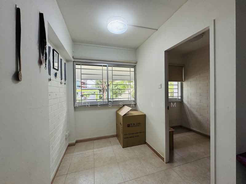 221 Simei Street 4, 221 Simei Street 4, 4 Bedrooms, 1,313 sqft, HDB Flat For Sale, by Vanessa Lim, 500147666 - Interior - PropertyGuru.com.sg