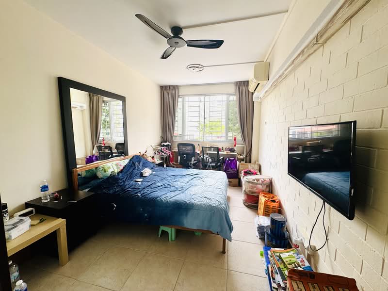 221 Simei Street 4, 221 Simei Street 4, 4 Bedrooms, 1,313 sqft, HDB Flat For Sale, by Vanessa Lim, 500147666 - Bedroom - PropertyGuru.com.sg