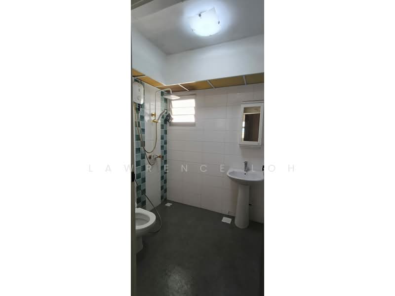 805D Keat Hong Close, 805D Keat Hong Close, 3 Bedrooms, 1,216 sqft, HDB Flat For Sale, by Lawrence Loh, 500147667 - Common Bathroom - PropertyGuru.com.sg