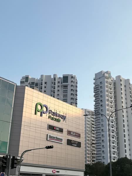 Cote D'Azur, 62 Marine Parade Road, 1 Bedroom, 990 sqft, Condominium For Sale, by Andy Lim, 500147669 - Exterior - PropertyGuru.com.sg