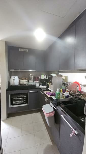 Ferraria Park Condo, 24 Flora Drive, 2 Bedrooms, 1,023 sqft, Condominium For Sale, by Joseph Tan, 500147673 - Kitchen - PropertyGuru.com.sg