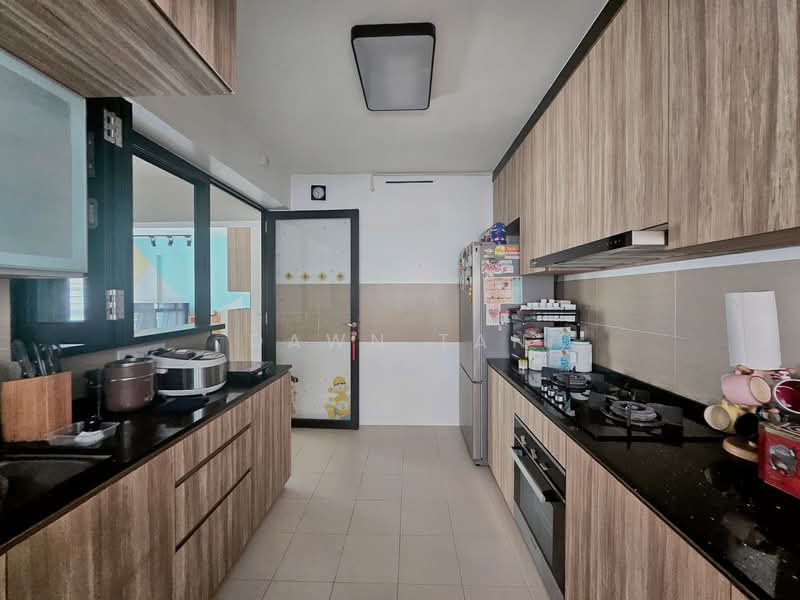 682B Edgedale Plains, 682B Edgedale Plains, 3 Bedrooms, 1,001 sqft, HDB Flat For Sale, by Dawn Tan, 500147675 - Kitchen - PropertyGuru.com.sg