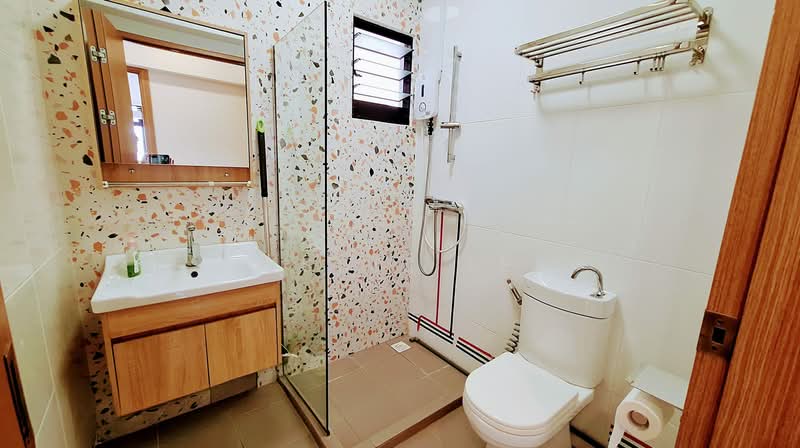 111B Alkaff Crescent, 111B Alkaff Crescent, 3 Bedrooms, 1,001 sqft, HDB Flat For Sale, by Jessie Lee, 500147680 - Bathroom - PropertyGuru.com.sg