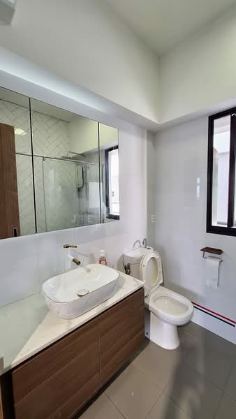 111B Alkaff Crescent, 111B Alkaff Crescent, 3 Bedrooms, 1,001 sqft, HDB Flat For Sale, by Jessie Lee, 500147680 - Bathroom - PropertyGuru.com.sg