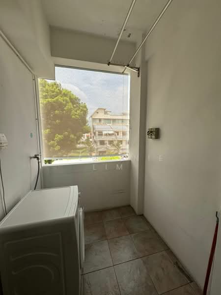 Casa Sarina, 101 Lorong Sarina, 2 Bedrooms, 990 sqft, Condominium For Sale, by Stephanie Lim, 500147685 - Balcony - PropertyGuru.com.sg