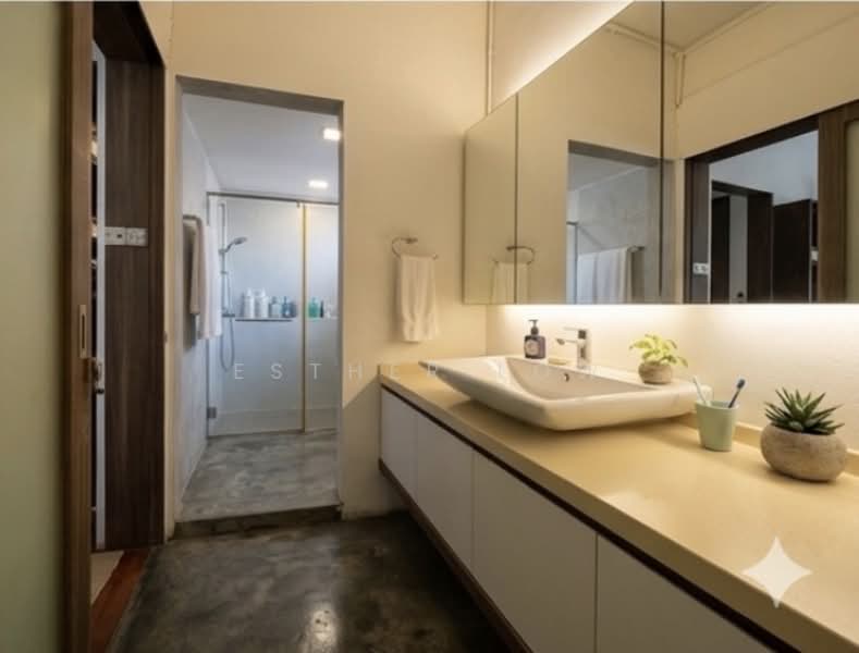 Neptune Court, 1 Marine Vista, 3 Bedrooms, 1,636 sqft, Apartment For Sale, by Esther Low, 500147691 - PropertyGuru.com.sg