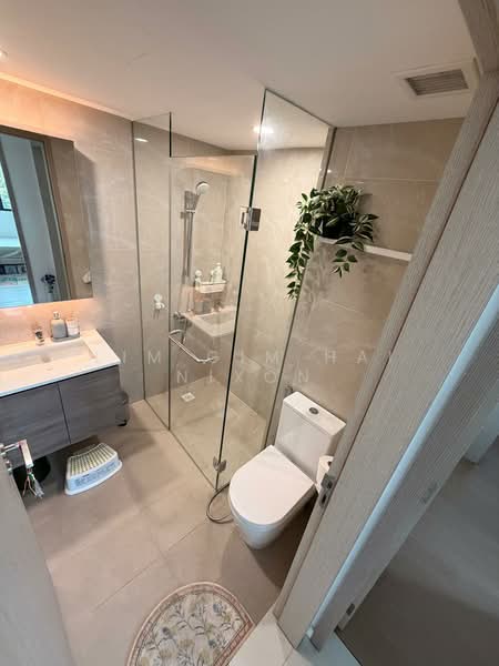 Treasure at Tampines, 57 Tampines Lane, 2 Bedrooms, 657 sqft, Condominium For Rent, by Lim Gim Hai Nixon, 500147692 - Bathroom - PropertyGuru.com.sg