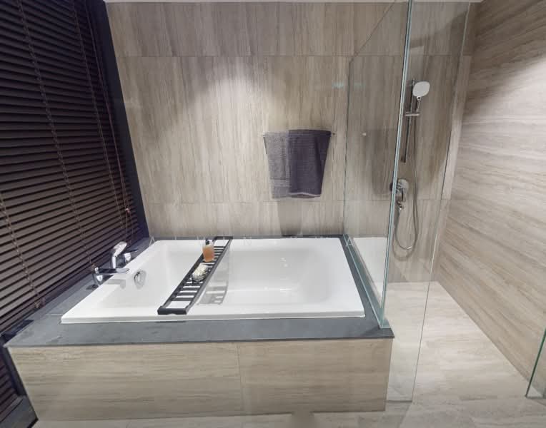 Sora, 73/74/76/78 Yuan Ching Road, 5 Bedrooms, 1,679 sqft, Condominium For Sale, by Alvin Kwan, 500147709 - Bathroom - PropertyGuru.com.sg