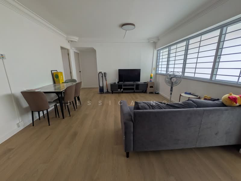 617 Choa Chu Kang North 7, 617 Choa Chu Kang North 7, Room Rental, 90 sqft, HDB Flat For Rent, by Jessica Ng, 500147714 - Living Room - PropertyGuru.com.sg