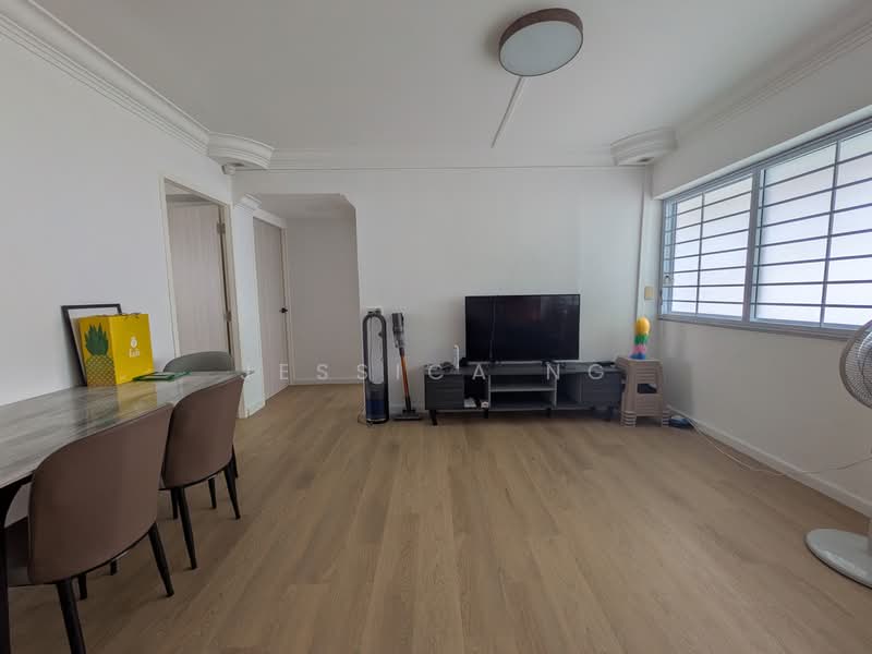 617 Choa Chu Kang North 7, 617 Choa Chu Kang North 7, Room Rental, 90 sqft, HDB Flat For Rent, by Jessica Ng, 500147714 - Living Room - PropertyGuru.com.sg