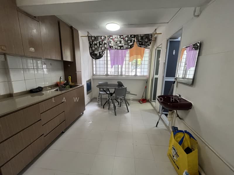66 Kallang Bahru, 66 Kallang Bahru, 2 Bedrooms, 750 sqft, HDB Flat For Rent, by Lawrence Loh, 500147722 - Kitchen - PropertyGuru.com.sg