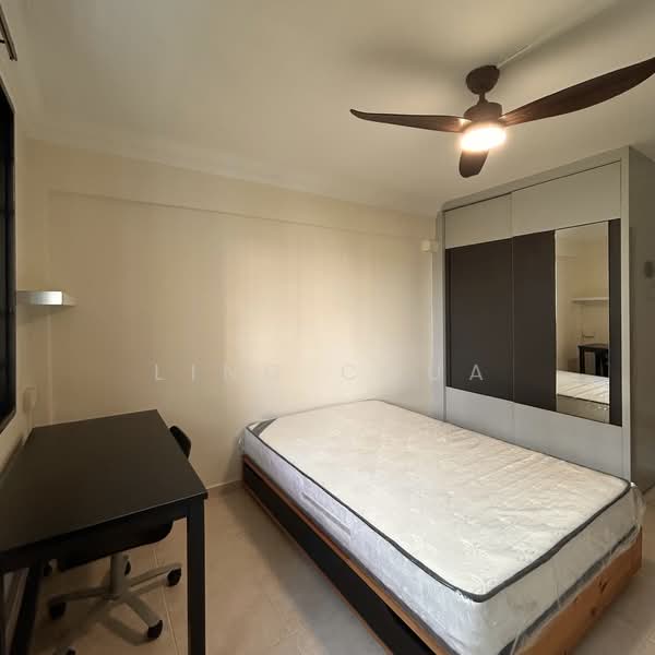 414 Ang Mo Kio Avenue 10, 414 Ang Mo Kio Avenue 10, Room Rental, 120 sqft, HDB Flat For Rent, by Ling Chua, 500147734 - Bedroom - PropertyGuru.com.sg