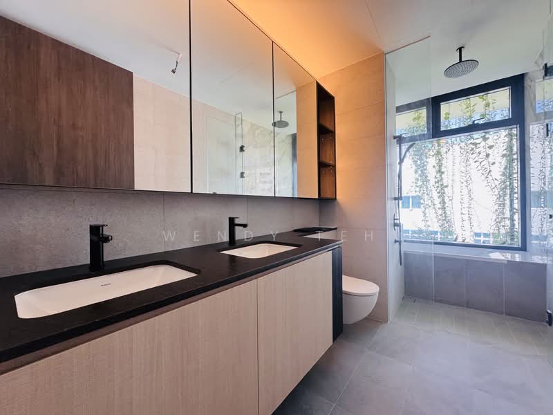 Jervois Mansion, 16 Jervois Close, 4 Bedrooms, 1,539 sqft, Condominium For Rent, by Wendy Teh, 500147738 - Bathroom - PropertyGuru.com.sg