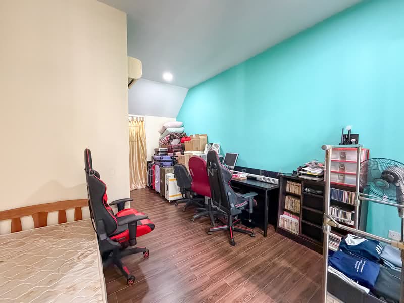 Sembawang Springs Estate, Jalan Cherpen, 8 Bedrooms, 5,500 sqft, Semi-Detached House For Sale, by Donovan Seah, 500147741 - Study - PropertyGuru.com.sg